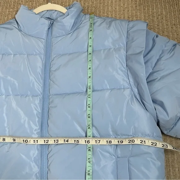 NWT WEWOREWHAT Snap Off Sleeve Puffer Jacket in Blue Bell - Picture 15 of 16